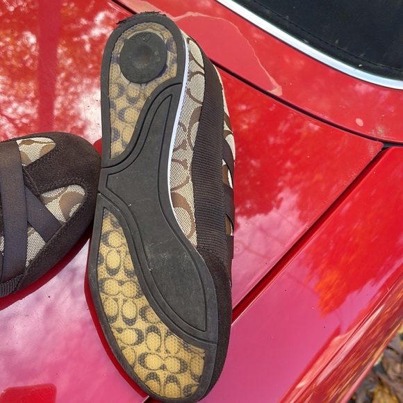 Coach sneakers Sz 7 - Picture 4 of 9